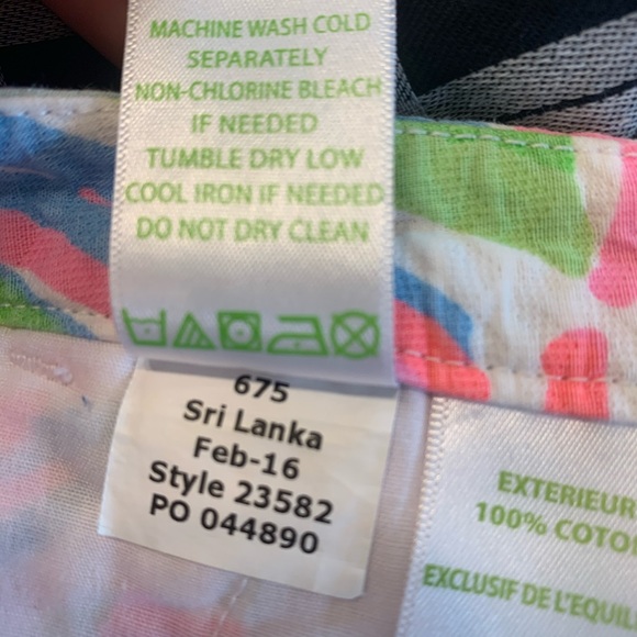 Lily Pulitzer Shellabrate Shorts in Size 2 - Picture 15 of 15